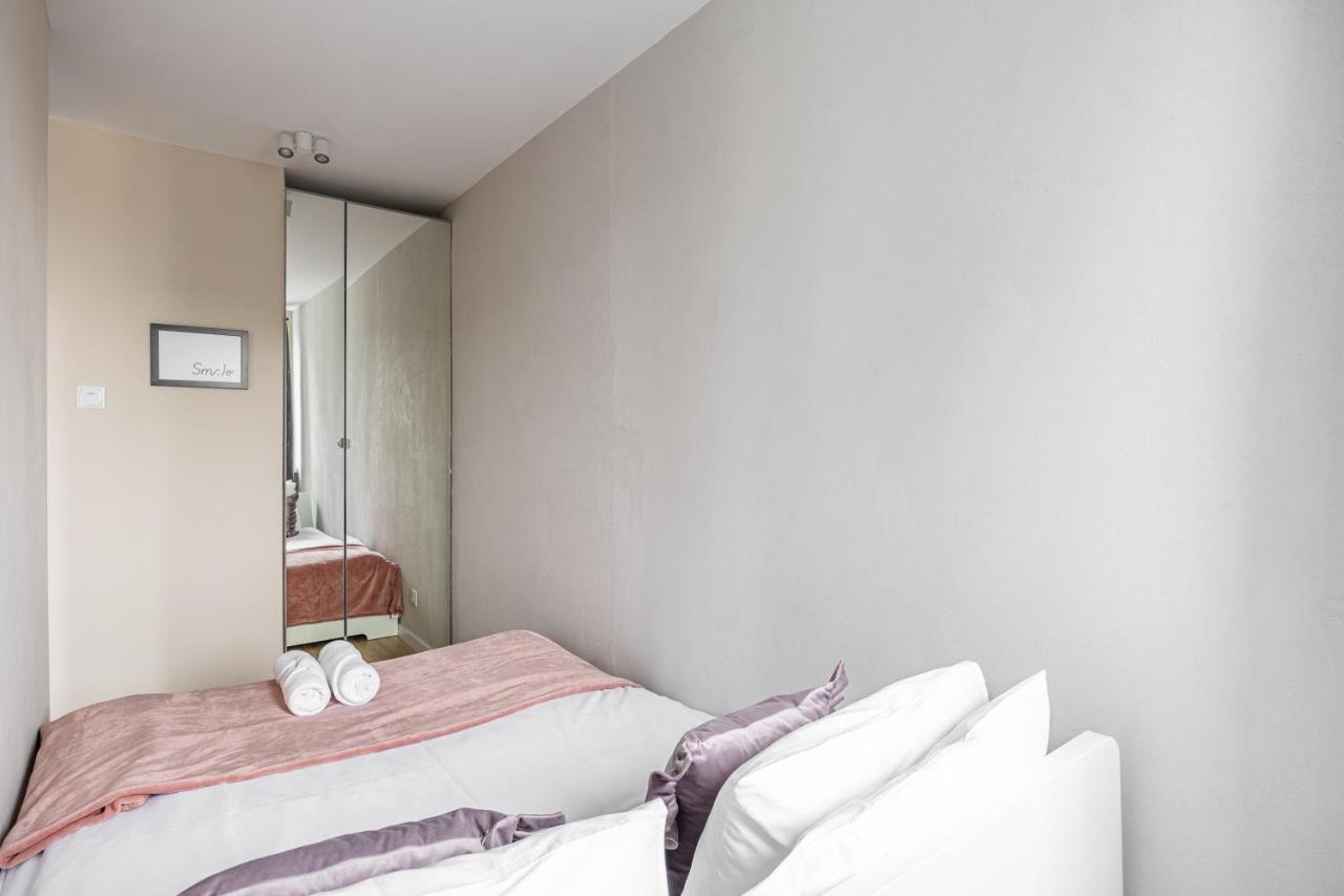 Apartamenty Sliska 10 Warsaw Exterior photo